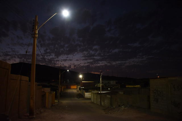Quiero Mi Barrio inauguró luminarias LED en barrios Cerro La Cruz y Miramar de Arica3
